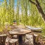La Grange Aux Arbres - Le Tulipier * Baron (Gironde)